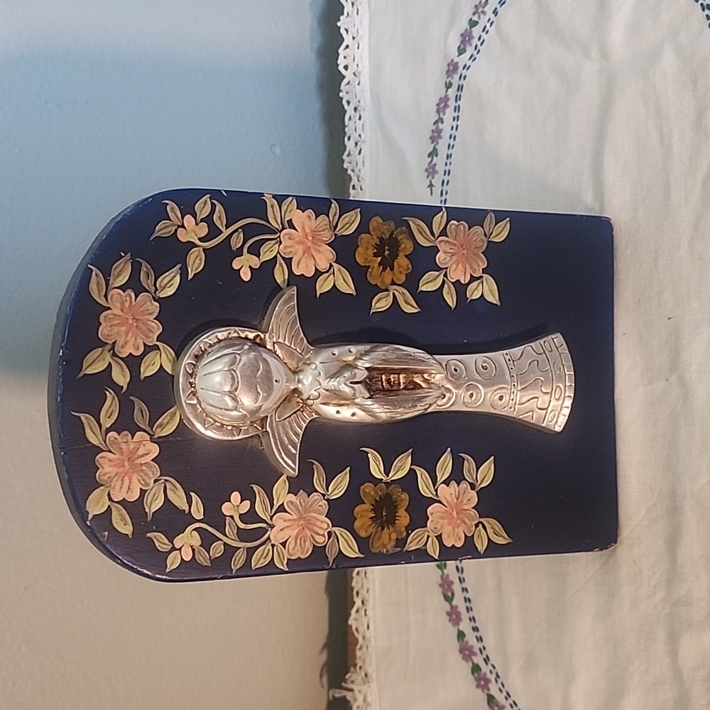 Mexican Folk Art Hand Painted Flowers with SilverTone Angel on Wood Art Wall